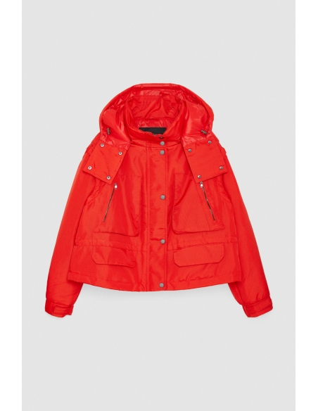 CHAQUETA TÉCNICA DE NAILON