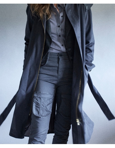 Gabardina gris