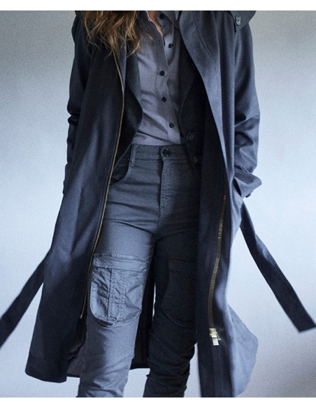 Gabardina gris