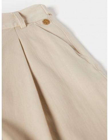 Pantalon con pliegue beige